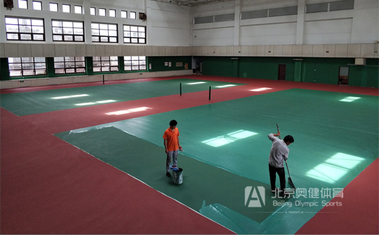 籃球場地面鋪裝的是什么材料