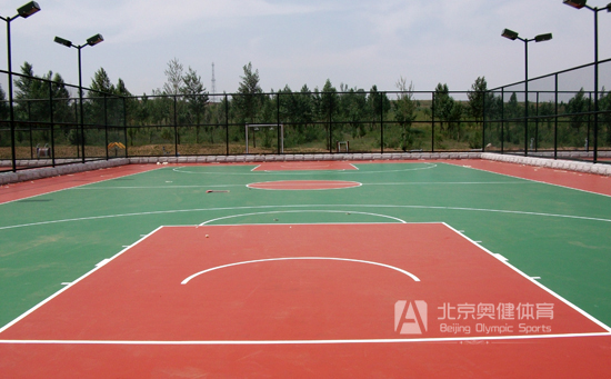 籃球場(chǎng)在建造過(guò)程