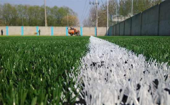 足球場(chǎng)橡膠顆粒