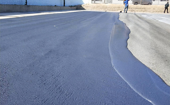 塑膠網(wǎng)球場(chǎng)彈性層施工圖片