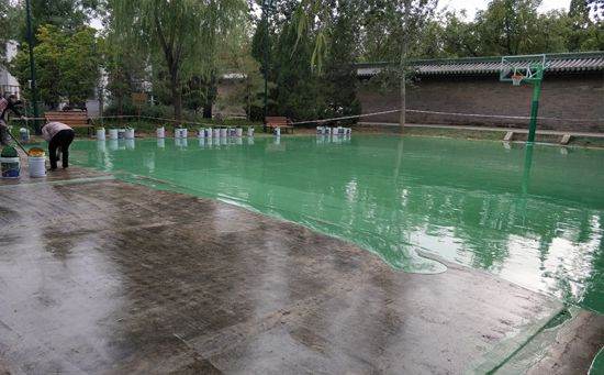 硅PU塑膠球場(chǎng)材料特點(diǎn)